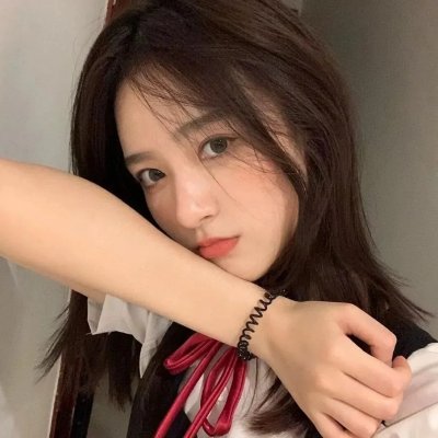 小姐嬉春